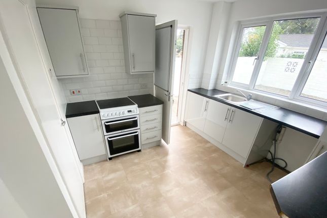 48, PONTYCLUN photo 5