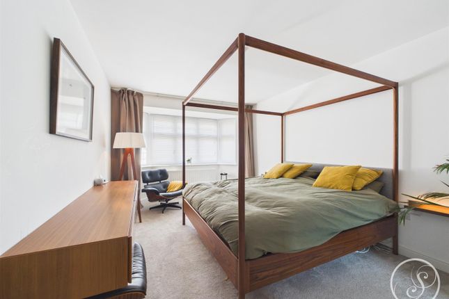 3, Hardwick Way, Leeds photo 4