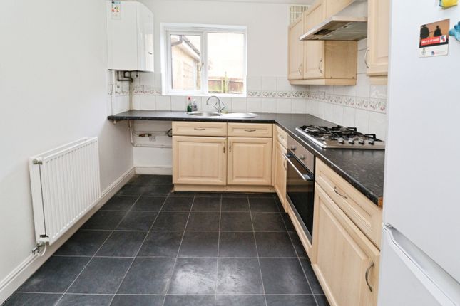 14, St. Albans Close, Lincoln photo 2