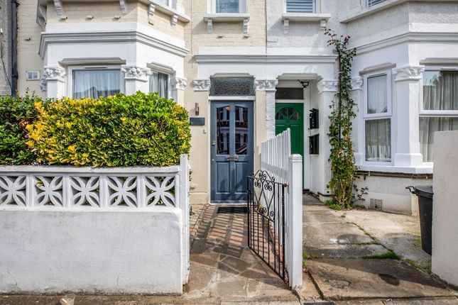Terraced house to rent in Letchworth Street, London