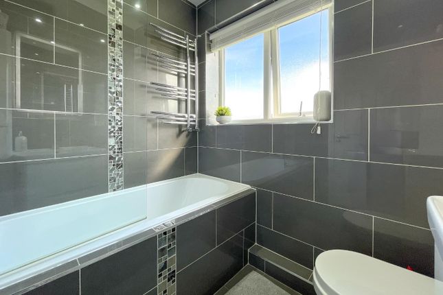 Flat for sale in Ouzelwell Road, Dewsbury