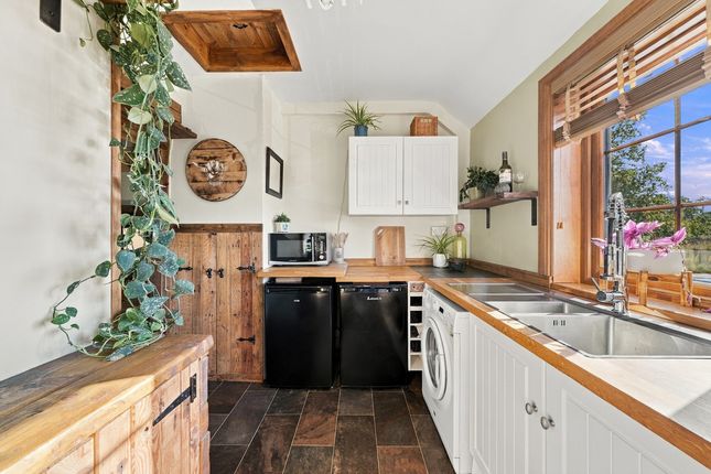 4, Benview Terrace, Fishcross photo 4