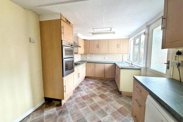 64, Fore Street, Seaton photo 4