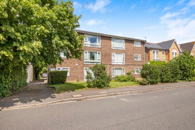 Thumbnail Flat for sale in Granville Road, Sidcup