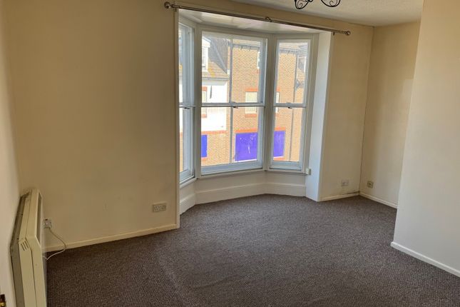 Flat 1, 68 Pyle Street, Newport photo 2