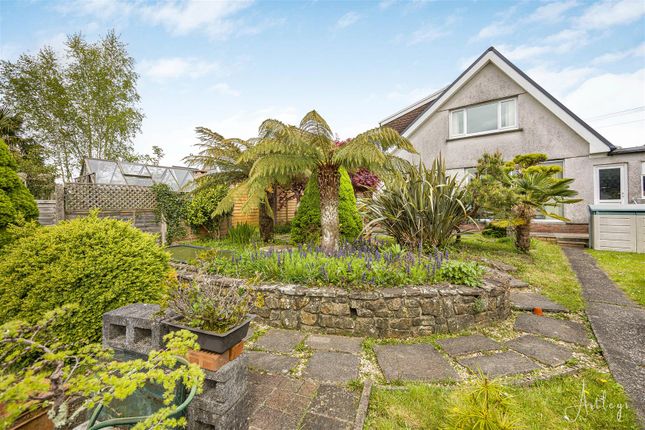 16, Village Close, Neath photo 4