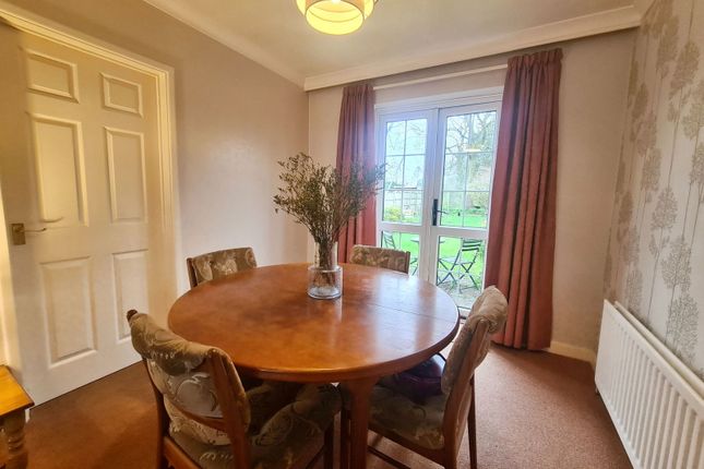 16, The Mews, Kenilworth photo 4