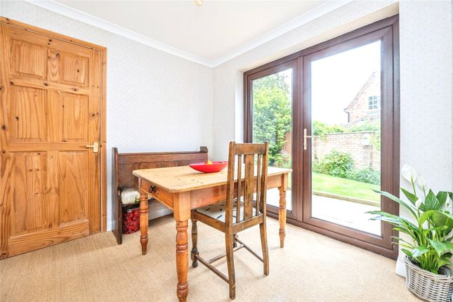 Hanter,, Snitterfield Street, Warwickshire photo 4