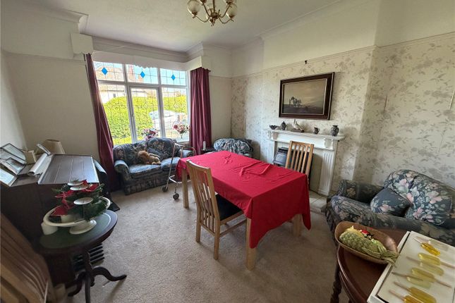 8, Tan Yr Allt Avenue, Colwyn Bay photo 4