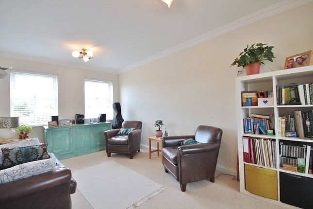 Flat for sale in Rewley Road, Oxford, Oxfordshire