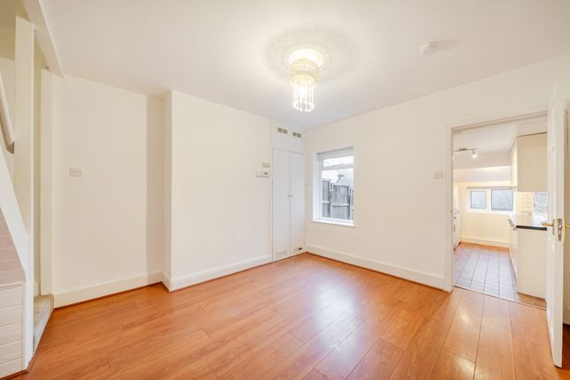 5 Ellwood Terrace, Chorleywood Bottom, Chorleywood photo 3