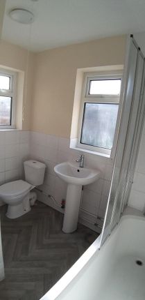14, First Avenue, Chatham photo 4