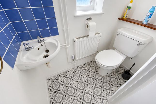 77, Chippers Road, Worthing photo 5