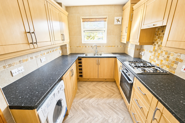 71, Kettering photo 2