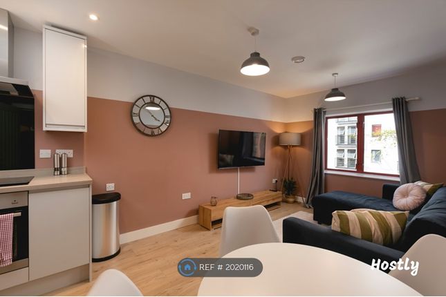 Thumbnail Flat to rent in Wesley Gate, Reading