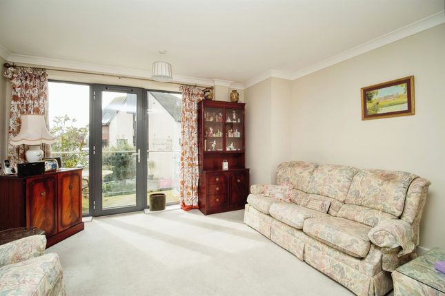 Flat for sale in Maumbury Gardens, Dorchester