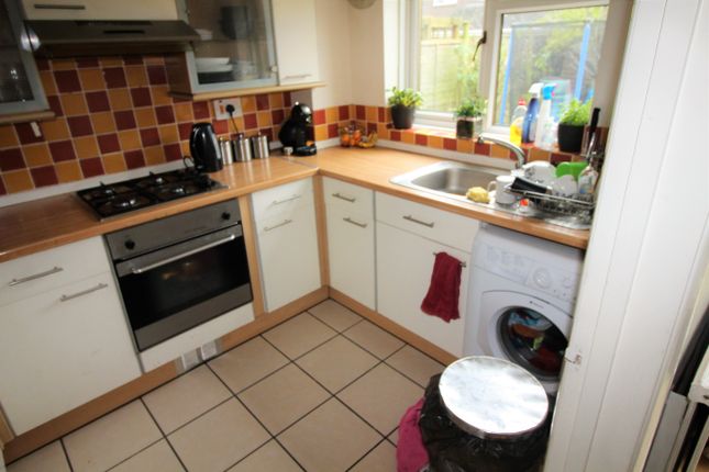 Terraced house to rent in Narromine Drive, Calcot, Reading