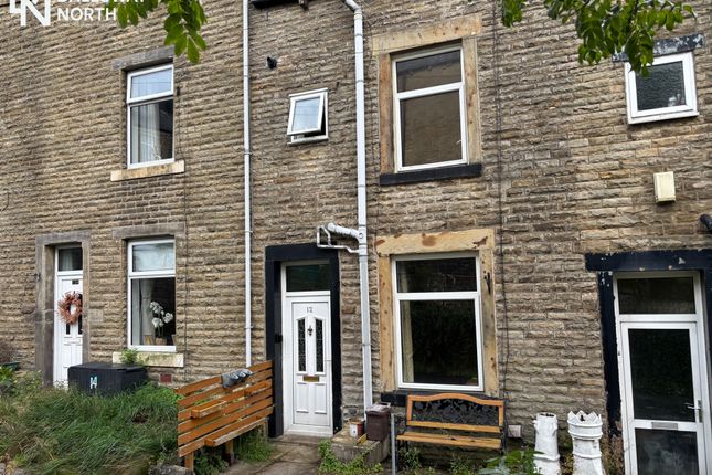 3-bed house on 12, Daisy Bank Street, Todmorden, £100,000