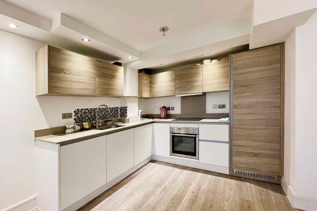 1-bed flat on Flat 61, Premier House, Edgware, £290,000