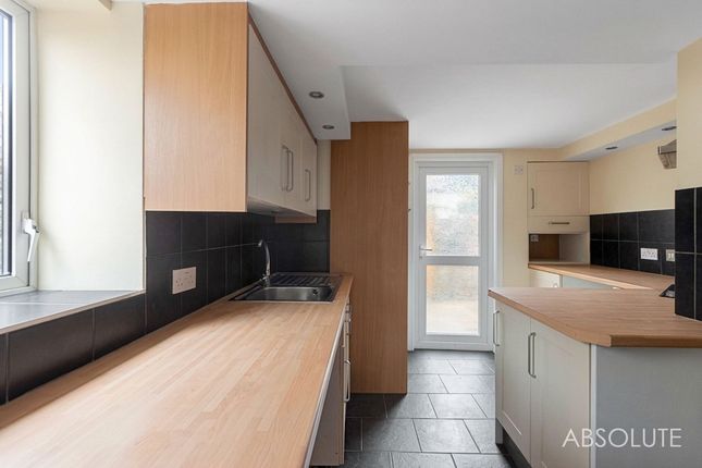 4a Newton Road, Torquay photo 3