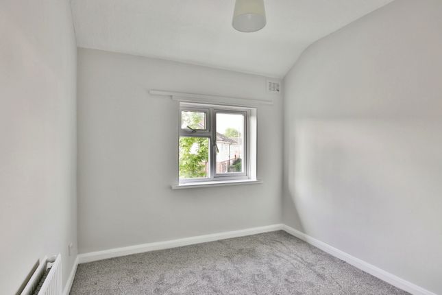 End terrace house for sale in Risby Grove, Hull