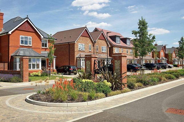 4-bed semi-detached on Heronsbrook Place, Wallingford, £665,000