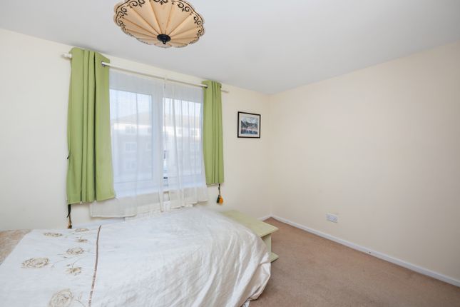 Flat for sale in Britannia Court, Brighton Marina Village, Brighton