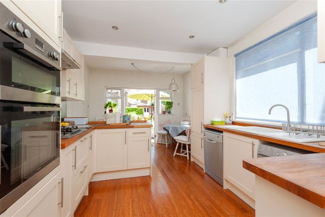 114, Hounslow Road, Twickenham photo 3
