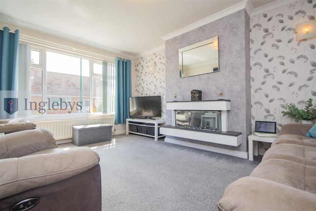25, Glebe Gardens, Easington photo 2