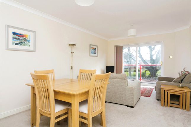 Flat 5,,, Llannerch Court, Colwyn Bay photo 3