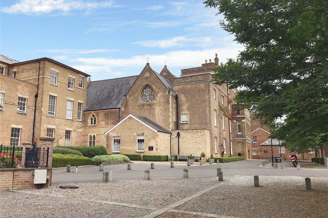 1-bed flat on Flat 24,, Annecy Court, Taunton, £950/mo