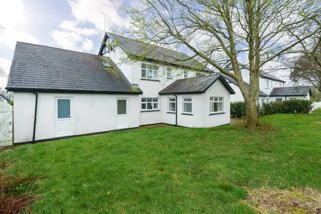 127, Fairways Drive, Santon photo 2