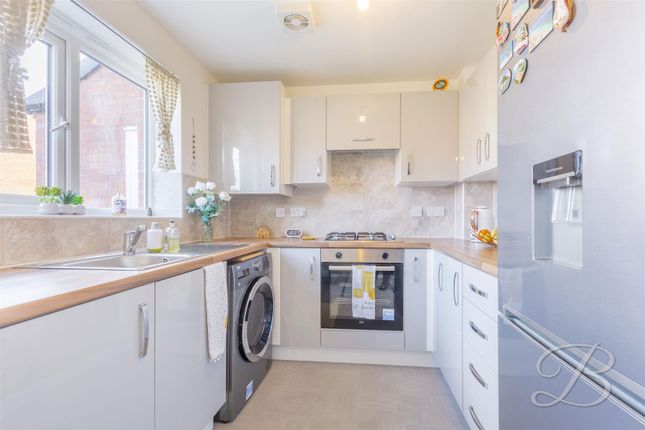 8, Parkgate Close, Newark photo 2