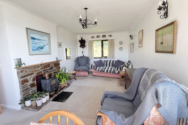 3 Gwelenys Road, Mousehole, Penzance photo 2