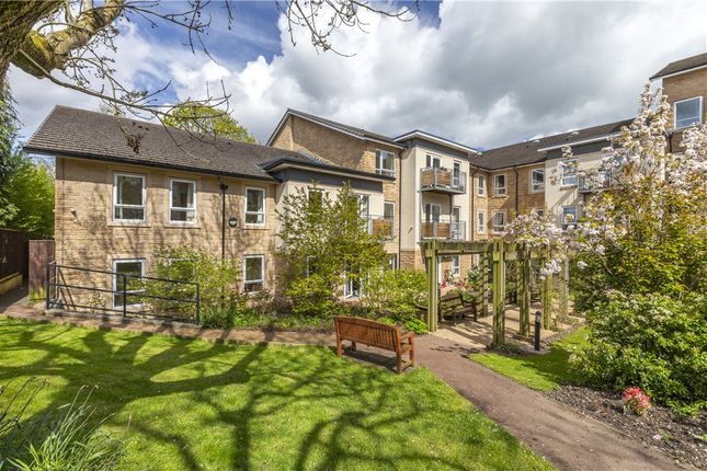 Thumbnail Flat for sale in Valley Drive, Ilkley, West Yorkshire