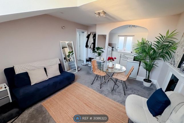 Norfolk Terrace, Brighton photo 5