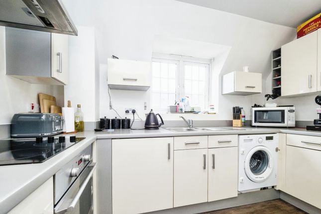 Flat for sale in Milan Walk, Brentwood