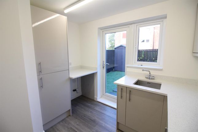 Town house to rent in Coupland Road, Garforth, Leeds