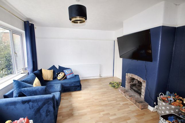 6 Farm Lane, Warrington photo 3