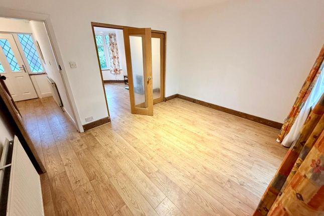 12, Epwell Grove, Birmingham photo 2