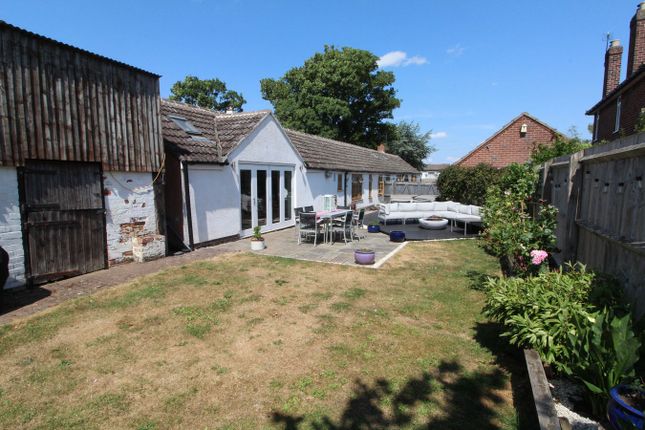The Old Forge, Old Forge Road, Lutterworth photo 3