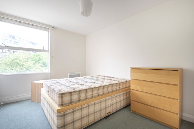 Flat 22, Kite House, 50, Meyrick Road, London photo 4