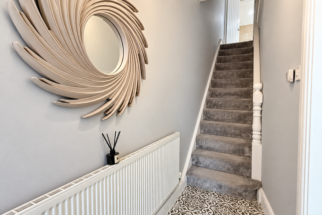 21, Zouch Street, Swansea photo 3