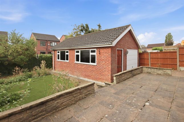 21 Parwich Road, Chesterfield photo 3