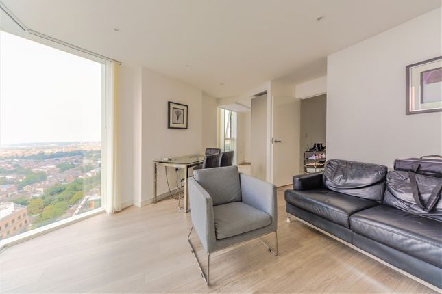 Pinnacle Apartments,, Croydon photo 2