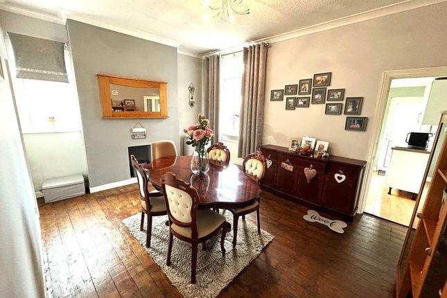 End terrace house for sale in Orchard Lane, Leigh