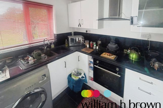 James Close, Wivenhoe photo 4