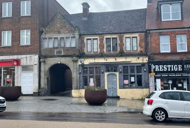 Thumbnail Pub/bar to let in High Street North, Dunstable