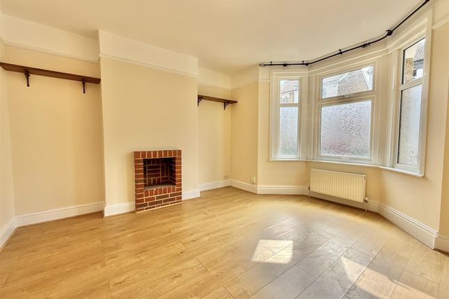 38, Belmont Road, Sutton photo 3