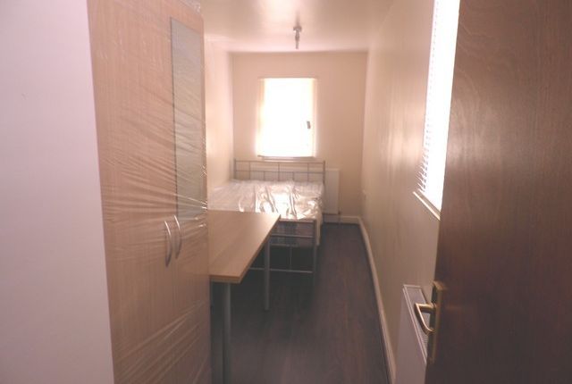 Terraced house to rent in Dawlish Road, Birmingham